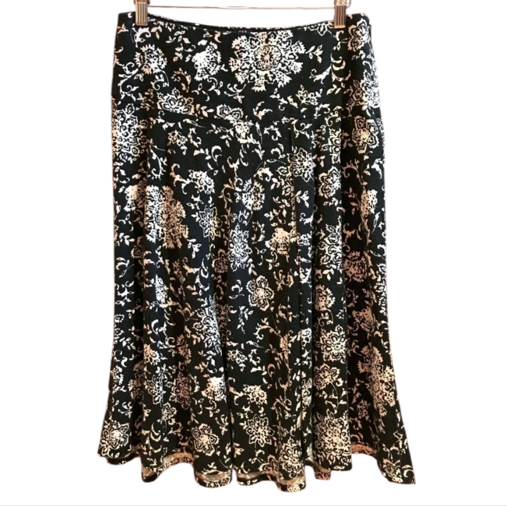 GAP floral black and cream 100% linen flowy MIDI skirt